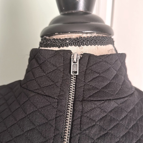 APT. 9 Black Sleeveless Quilted Mock Neck Top - Picture 5 of 11